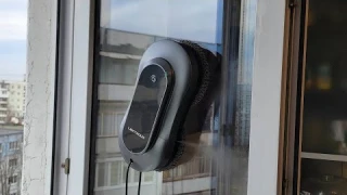 Обзор Liectroux YW810: робот с форсунками, который моет окна без разводов