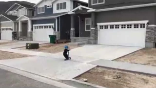 Micro Mini Deluxe Kick Scooter review