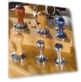 Integrated coffee press — French Press Coffee Makers