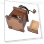 Превью Wooden coffee bean grinder — Hand Coffee Grinders