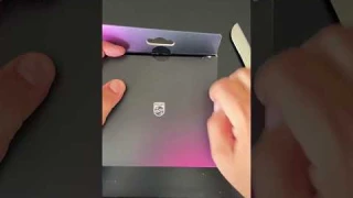 UNBOXING the MAGIC of Philips Hue SMART Bulbs💡🌈