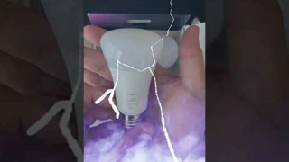 UNBOXING Philips Hue SMART Bulbs💡| A19 E26 White & Color 3-PACK 🌈