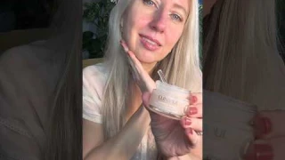 Clinique moisture surge 100-hour auto-replenishing hydrator