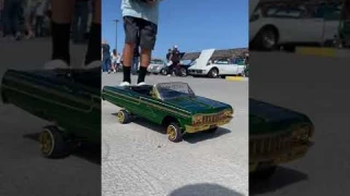 Custom Redcat lowrider chevy impala bounce!
